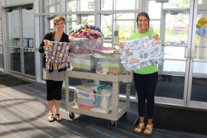 NextGear Capital donates animal blankets to the Humane Society of Hamilton County